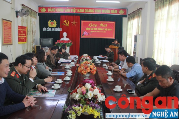 Toàn cảnh buổi gặp mặt
