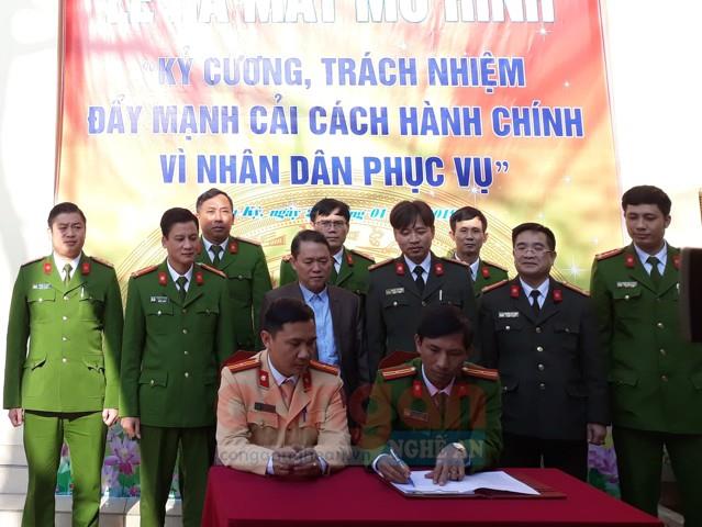 Công an huyện Tân Kỳ ký kết triển khai thực hiện