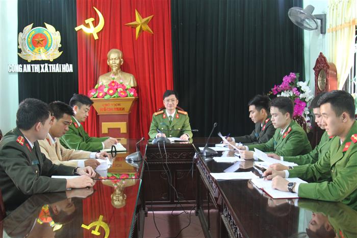 Công an TX Thái Hòa họp bàn phương án đảm bảo ANTT  trong dịp Tết Nguyên đán Kỷ Hợi 2019