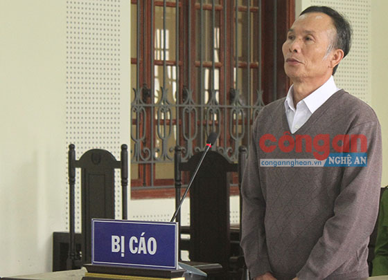 Bị cáo Trần Văn Hóa tại phiên tòa