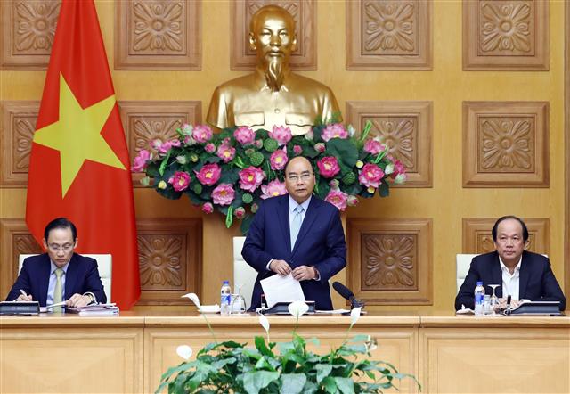 Làm việc với VPCP, Thủ tướng yêu cầu VPCP cần rà soát lại, thúc đẩy xử lý các vướng mắc, chuẩn bị tốt tại khu vực đón tiếp, bảo đảm tuyệt đối an ninh, an toàn trong khu vực quản lý. Ảnh: VGP/Quang Hiếu
