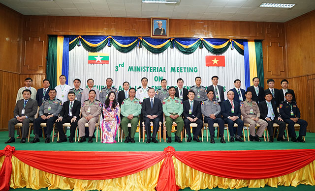 Các đại biểu tham dự Hội nghị