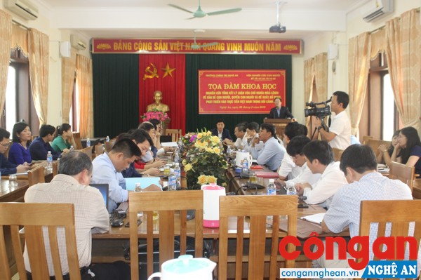 Tại buổi tọa đàm