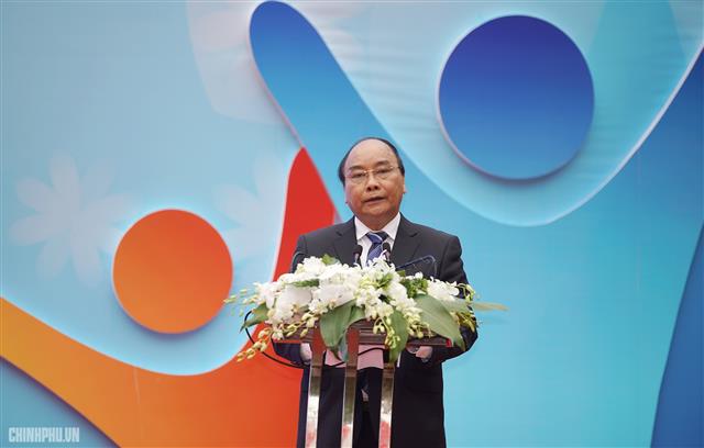 Thủ tướng yêu cầu xử lý nghiêm khắc các hành vi vi phạm tới tính mạng, sức khỏe, danh dự của phụ nữ và trẻ em. - Ảnh: VGP/Quang Hiếu