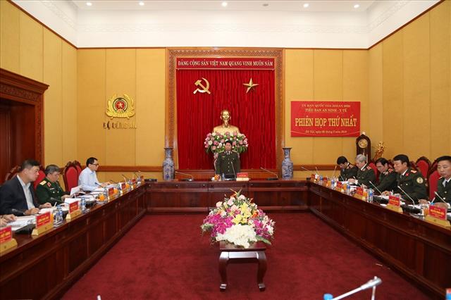 Toàn cảnh phiên họp.