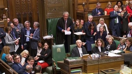 Trong phiên bỏ phiếu ngày 27/3, các nghị sỹ Anh đã bác bỏ toàn bộ 8 đề xuất mới về Brexit. (Ảnh: AFP)