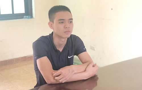 Đối tượng Hiếu tại cơ quan điều tra.