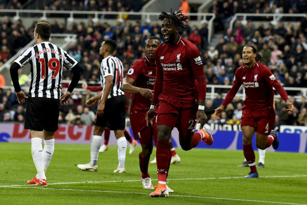 Liverpool đã có chiến thắng nghẹt thở để nuôi hy vọng vô địch.