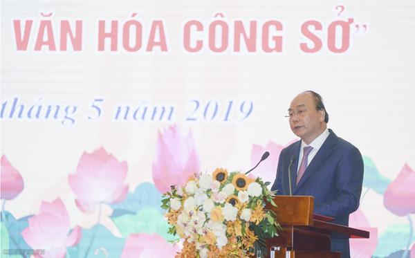 Thủ tướng Nguyễn Xuân Phúc phát biểu tại buổi lễ. Ảnh: QUANG HIẾU