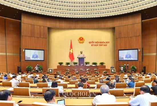 Phiên làm việc tại Hội trường Quốc hội, chiều 24/5.