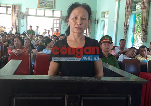 Nữ quái Hoàng Thị Công tại tòa