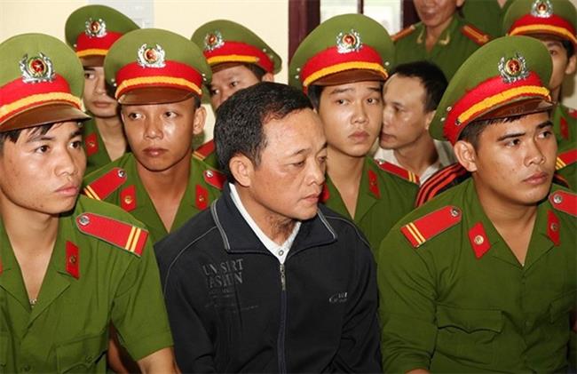 Phiên tòa xét xử “Cậu Thủy”