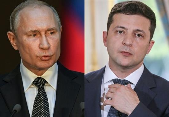 Tổng thống Nga Vladimir Putin và người đồng cấp Ukraine Volodymyr Zelensky. Ảnh: ITN