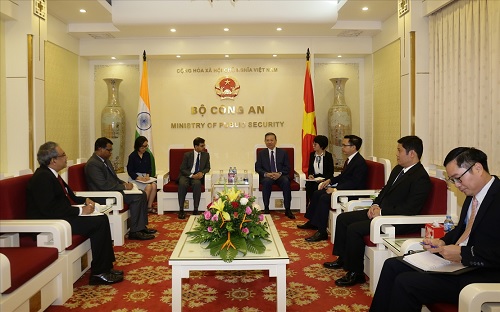 Toàn cảnh buổi tiếp.