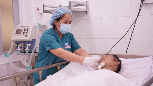 Một trường hợp ngáo đá rồi chặn đầu xe lửa, được chữa trị tại Bệnh viện Nhân dân Gia Định (TPHCM)