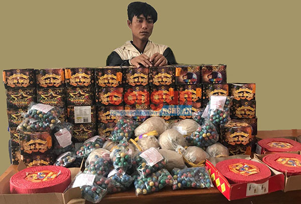 Đối tượng Thái Khắc Tùng và tang vật vụ án