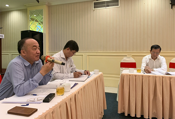 Ông Đặng Thanh Sơn, Cục trưởng Cục Quản lý xử lý vi phạm hành chính và Theo dõi thi hành pháp luật - Bộ Tư pháp phát biểu tại buổi tọa đàm.