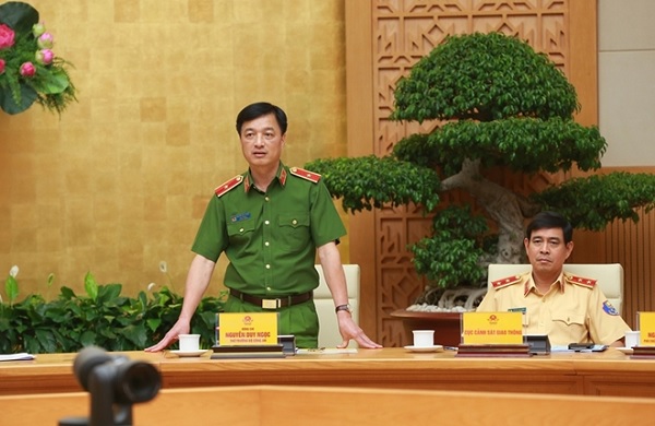 Thứ trưởng Nguyễn Duy Ngọc