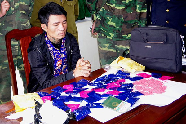 Đối tượng Quý cùng tang vật vụ án