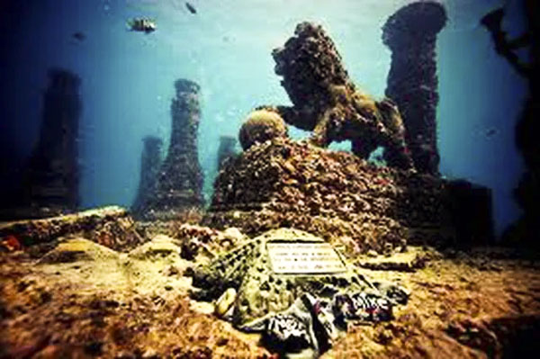 Một ngôi mộ ở Neptune Memorial Reef.