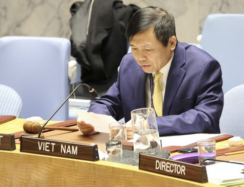 Đại sứ Đặng Đình Quý, Trưởng phái đoàn đại diện thường trực Việt Nam tại Liên hợp quốc phát biểu, chủ trì phiên họp Hội đồng Bảo an về đảm bảo thực thi hiệp định hòa bình ở Colombia. 