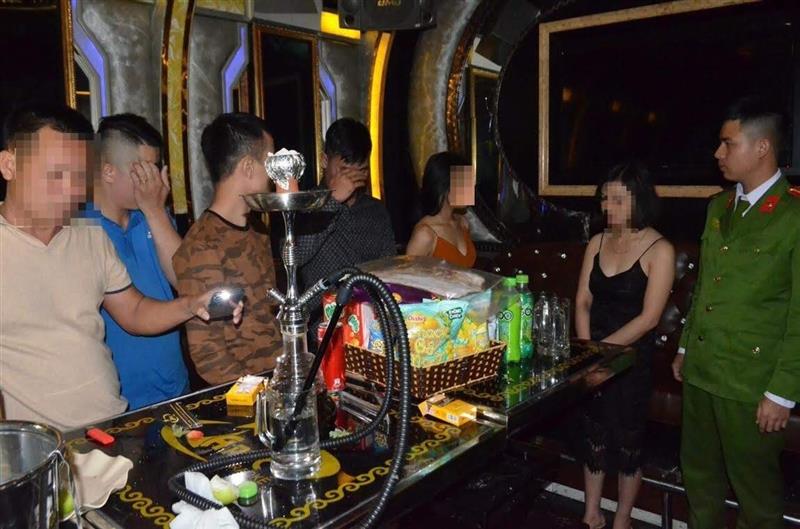 Các đối tượng bị bắt giữ
