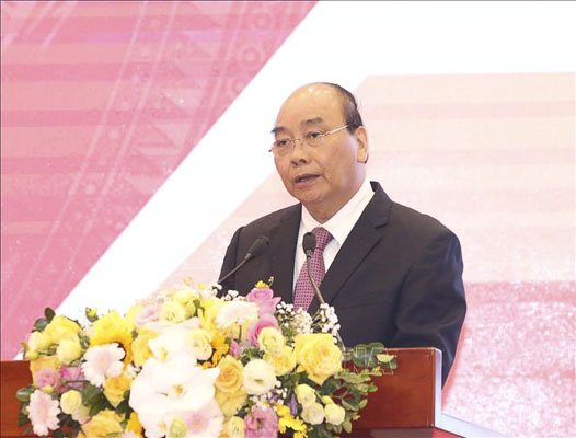 Thủ tướng Chính phủ Nguyễn Xuân Phúc phát biểu chỉ đạo hội nghị.  