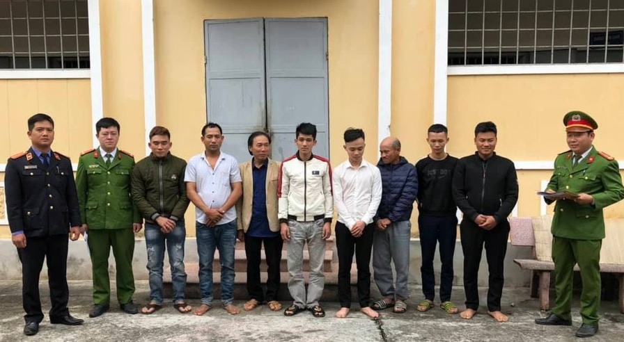 Lực lượng công an bắt giữ 8 đôi tượng đánh bạc