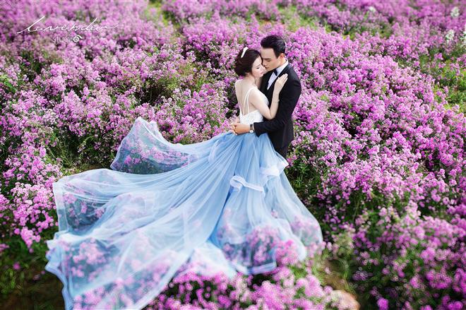 Các bạn trẻ cần lùi thời gian tổ chức tiệc cưới vào thời điểm phù hợp                                          khi đã công bố hết dịch bệnh
