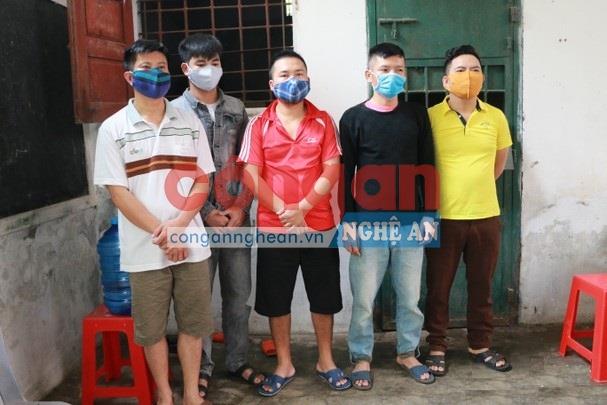 Các đối tượng đánh bạc trong thời gian cách ly xã hội