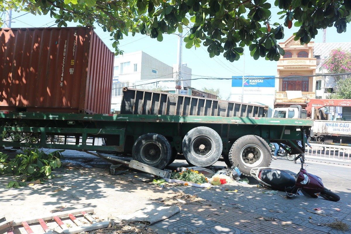 Hiện trường vụ TNGT do xe container gây ra ở TP.Vũng Tàu  vào ngày 22/2/2020.