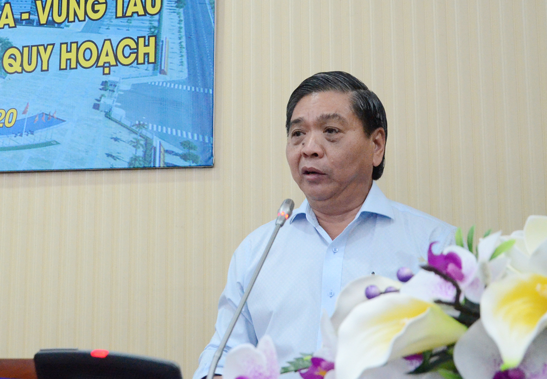  Ông Lê Tuấn Quốc, Phó Chủ tịch UBND tỉnh phát biểu khai mạc Hội thảo.