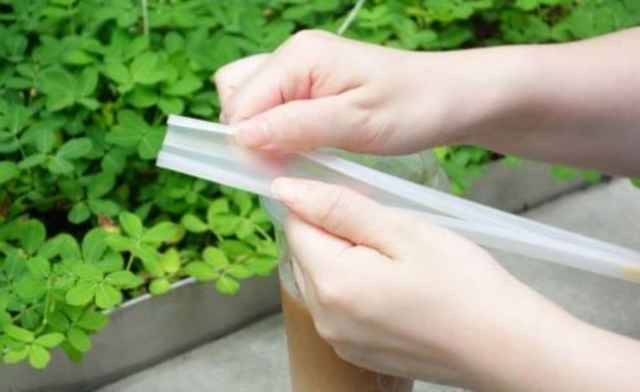 Độc đáo ống hút thông minh, thân thiện