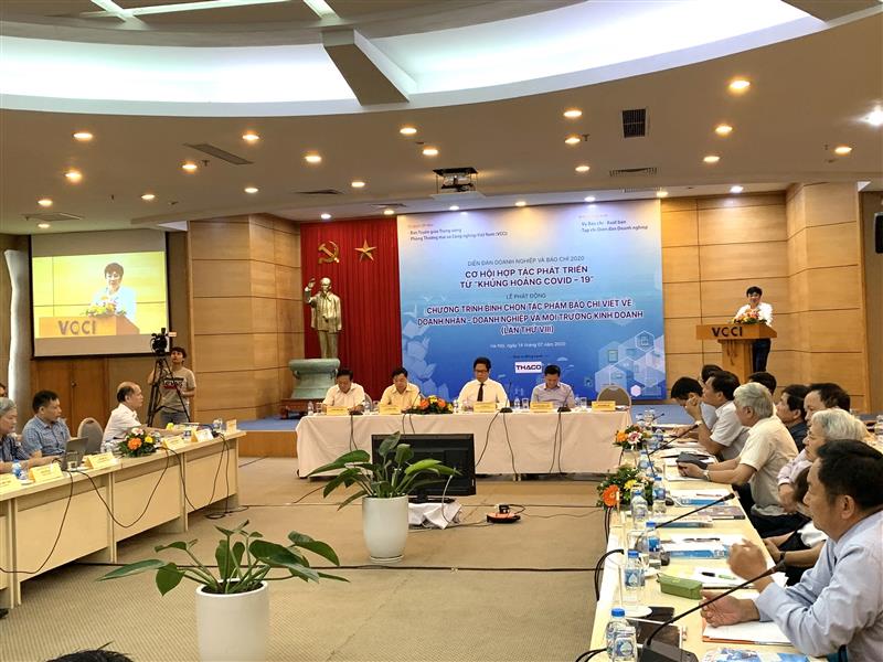 Toàn cảnh diễn đàn. Ảnh:VGP.