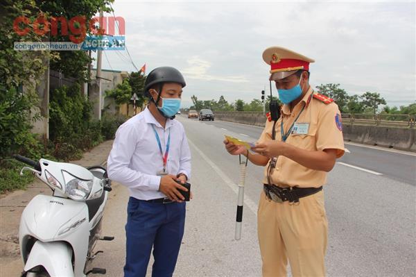 Tăng cường bảo đảm trật tự ATGT dịp lễ 2/9 và khai giảng năm học mới