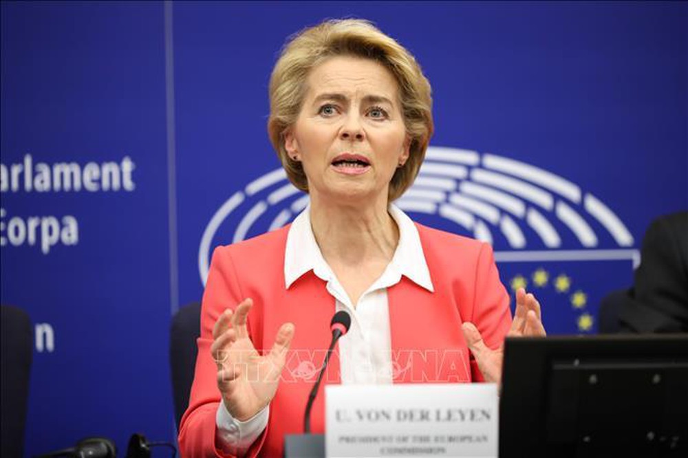 Bà Ursula von der Leyen, Chủ tịch EC.