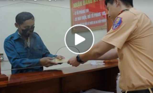 Cấp, đổi màu biển số xe kinh doanh vận tải: Doanh nghiệp đồng tình, cá nhân ủng hộ.