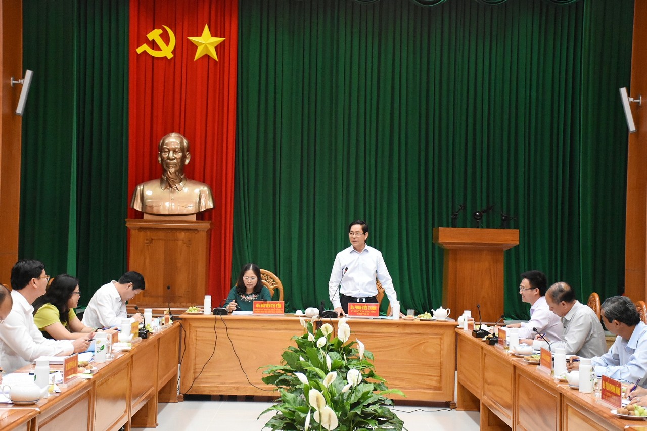 Ông Phạm Viết Thanh, Uỷ viên Trung ương Đảng, Bí thư Tỉnh ủy phát biểu chỉ đạo tại buổi làm việc.
