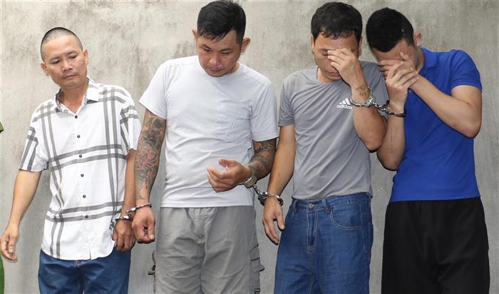 4 đối tượng tại Cơ quan CSĐT Công an TX Thái Hòa