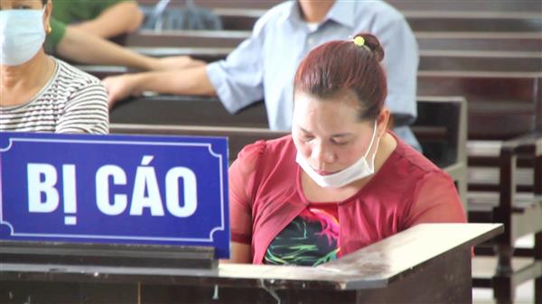  Bị cáo Mạc Thị Lệ Quyên tại tòa