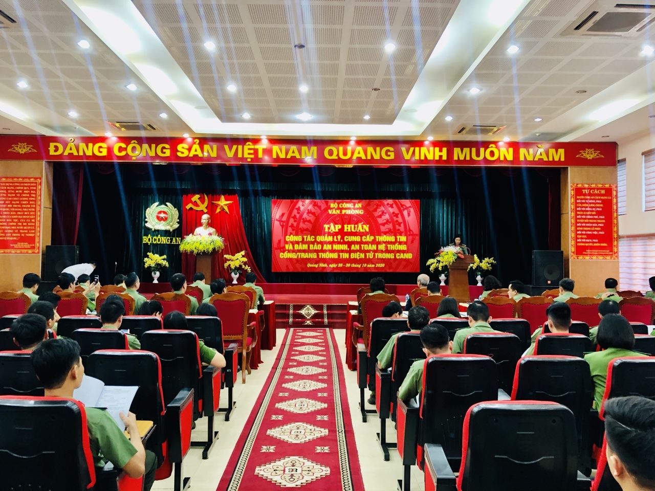 Tại lễ khai giảng