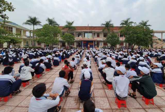 Đẩy mạnh các hoạt động tuyên truyền, phổ biến, giáo dục pháp luật tại trường học