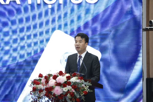 Đồng chí Nguyễn Thế Mạnh - Bí thư Ban Cán sự Đảng, Tổng Giám đốc BHXH Việt Nam phát biểu tại Lễ công bố