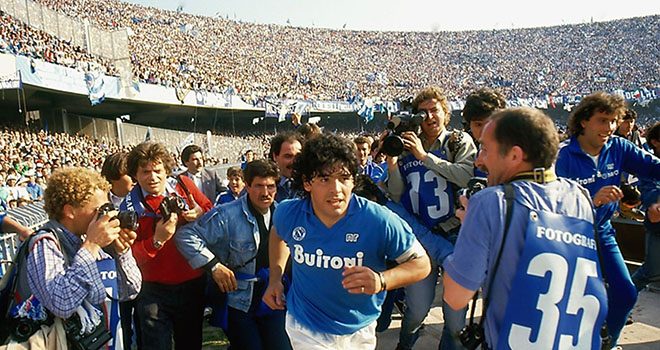Với Napoli, Maradona như một vị thánh.