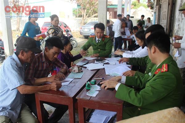 Đẩy mạnh cải cách hành chính, phục vụ nhân dân tốt hơn