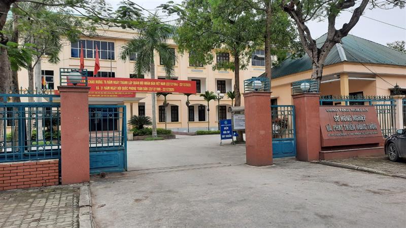 Việc Ban quản lý dự án NN&PTNT, Sở NN&PTNT tăng số người làm việc là trái với Chỉ thị số 30/CT-UBND của UBND tỉnh