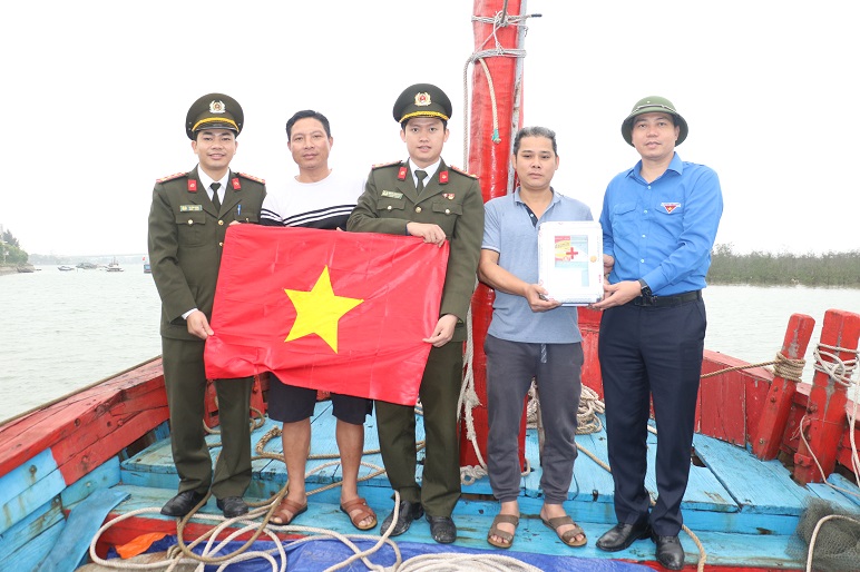 Sôi nổi các hoạt động ra quân Tháng Thanh niên năm 2021