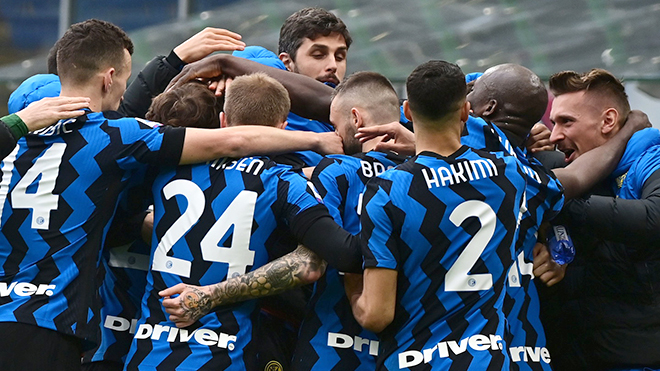 Inter bứt phá sau trận derby thắng Milan 3-0.