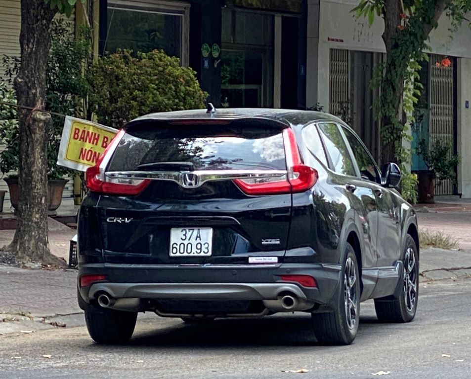 L.N.T không có giấy phép lái xe, không có giấy tờ xe và không có các giấy tờ hợp lệ khi đi ra đường trong thời điểm dịch bệnh