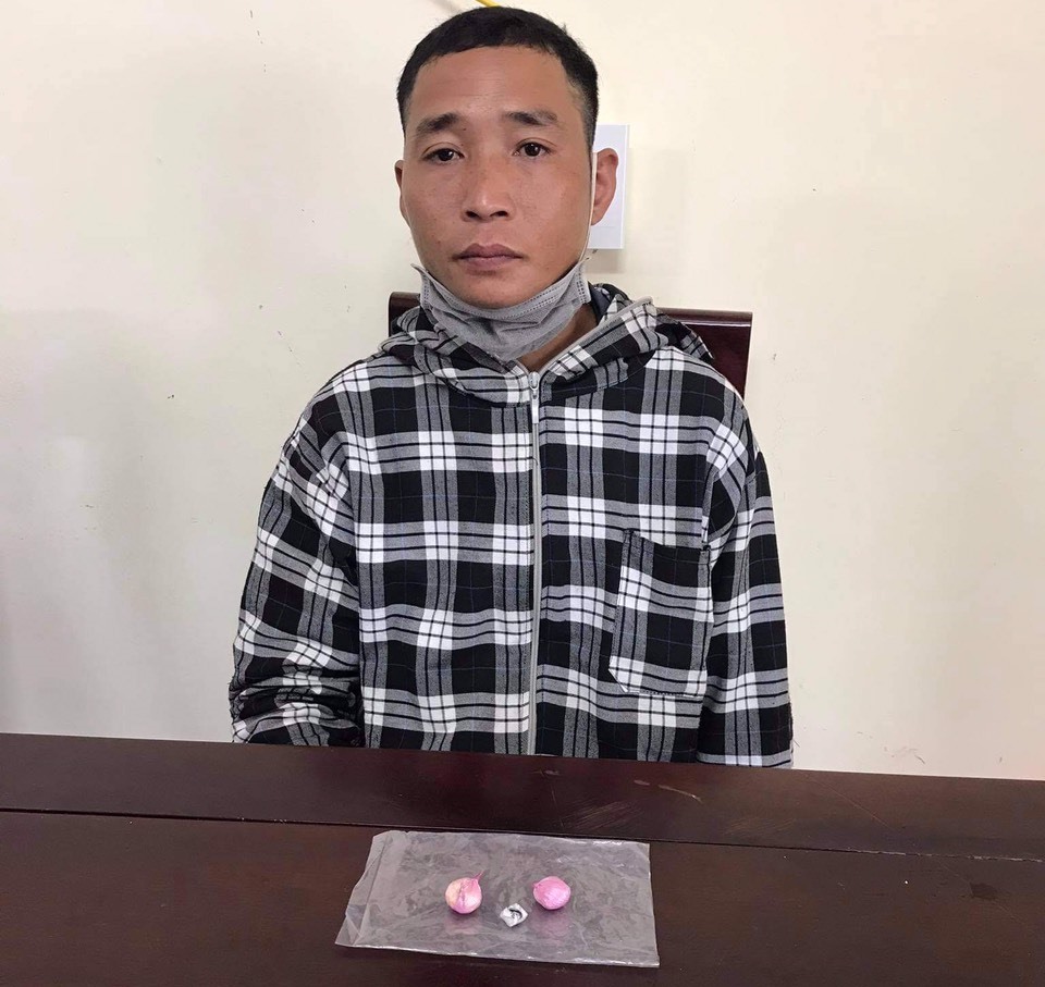 Đối tượng Lương Văn Hiệp cùng tang vật